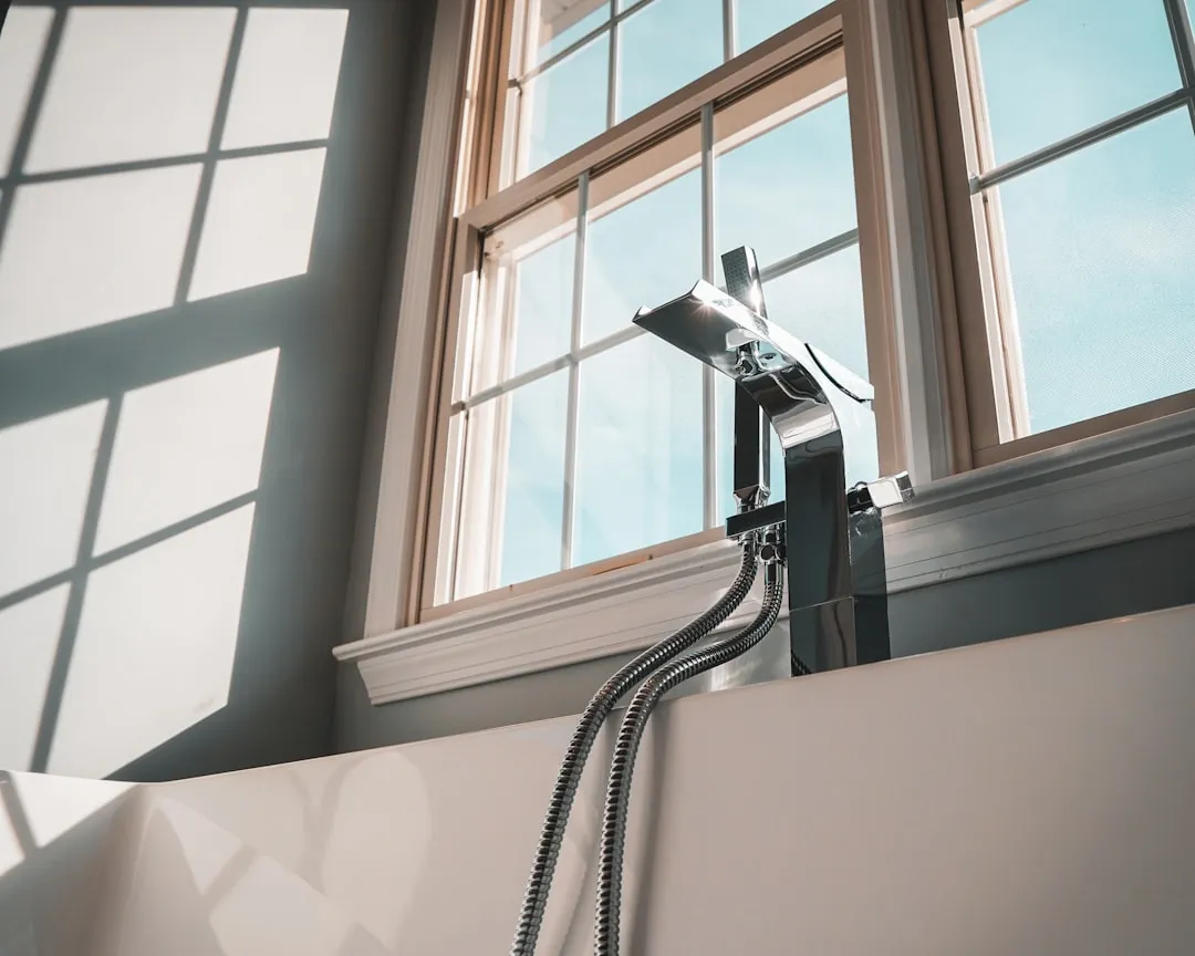 工业产品RoHS与REACH合规检测流程及常见问题解析